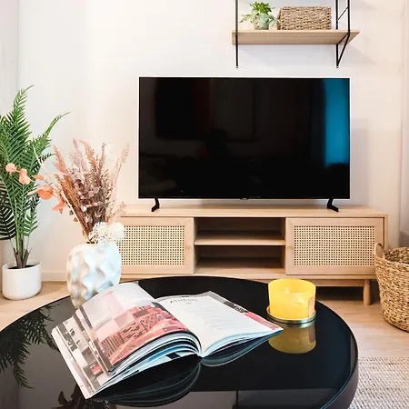 Apartman Days - 3bdr With Terrace In Residential Vinohrady