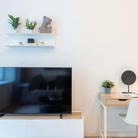 Apartman Days - 3bdr With Terrace In Residential Vinohrady